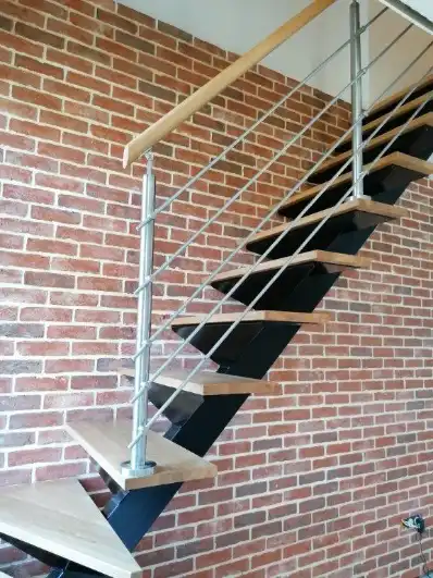 escalier-sur-poutre-metal